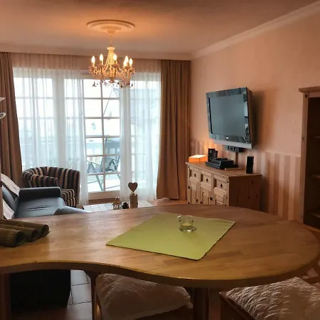 Gemutliches Ferienappartement * Sellin (Rugen)